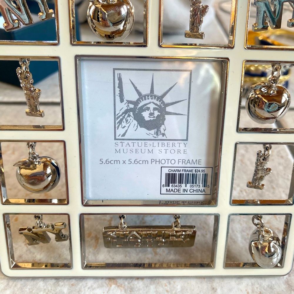 New York Statue of Liberty Picture Frame